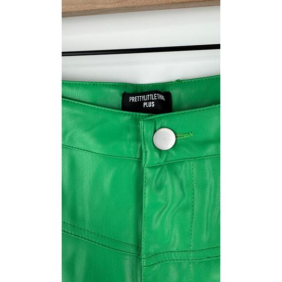 PrettyLittleThing Green Wide Leg Pants - Picture 5 of 12
